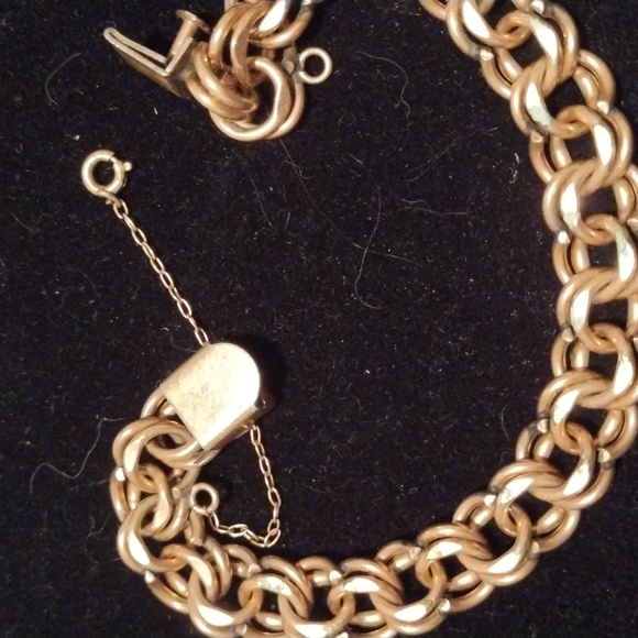 Goldtone Link vintage bracelet 7 1/2" long 1/3" wide - Picture 3 of 3